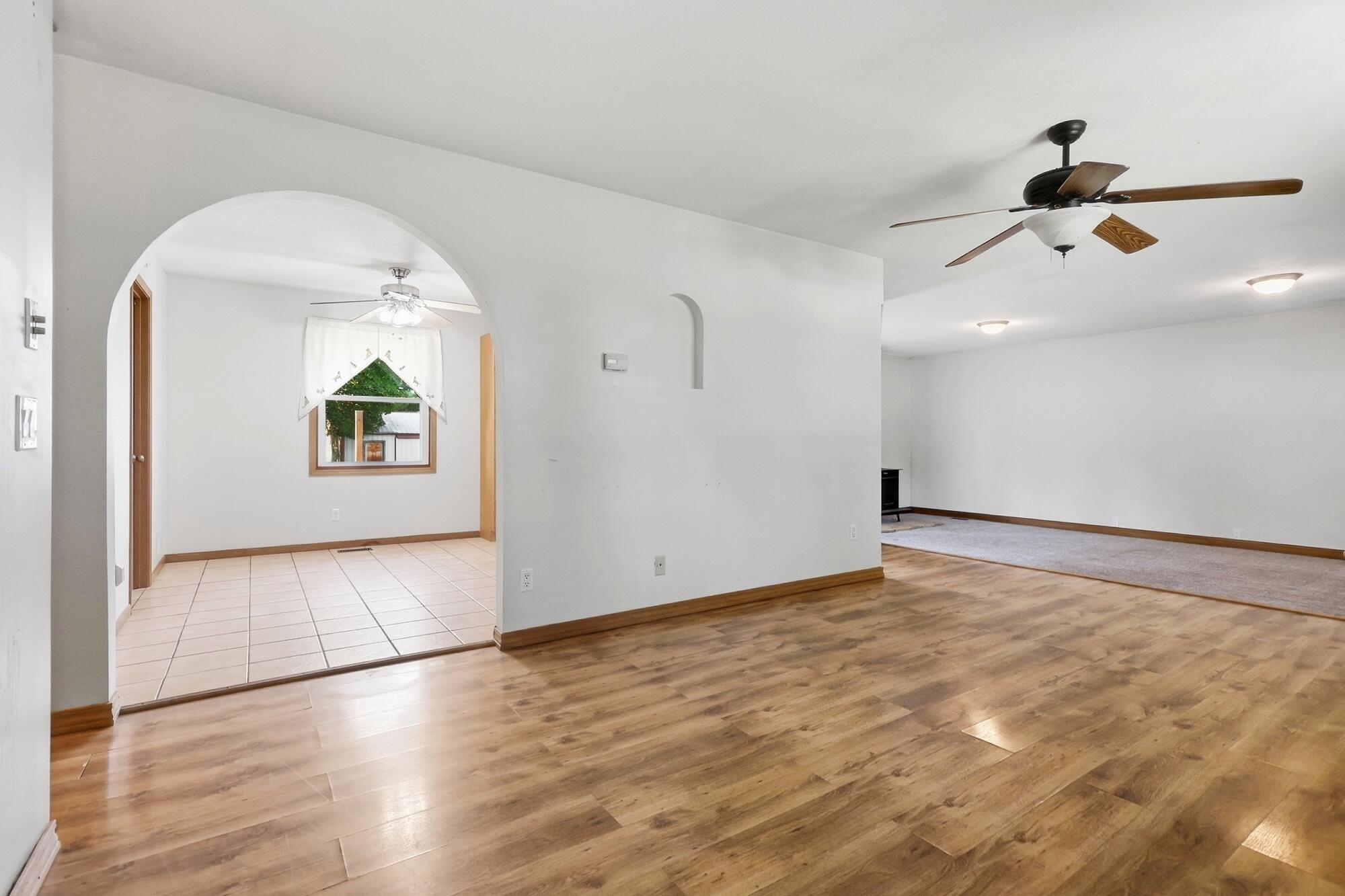 247 West Drive Property Photo 6