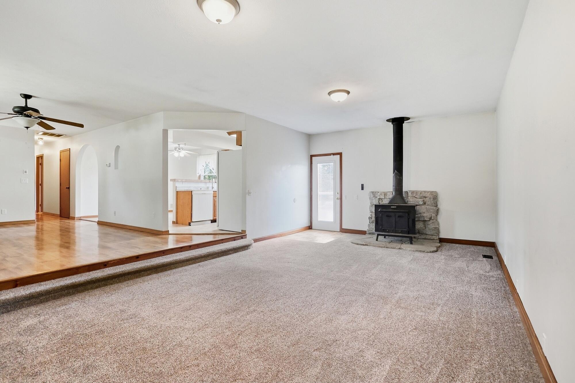 247 West Drive Property Photo 7
