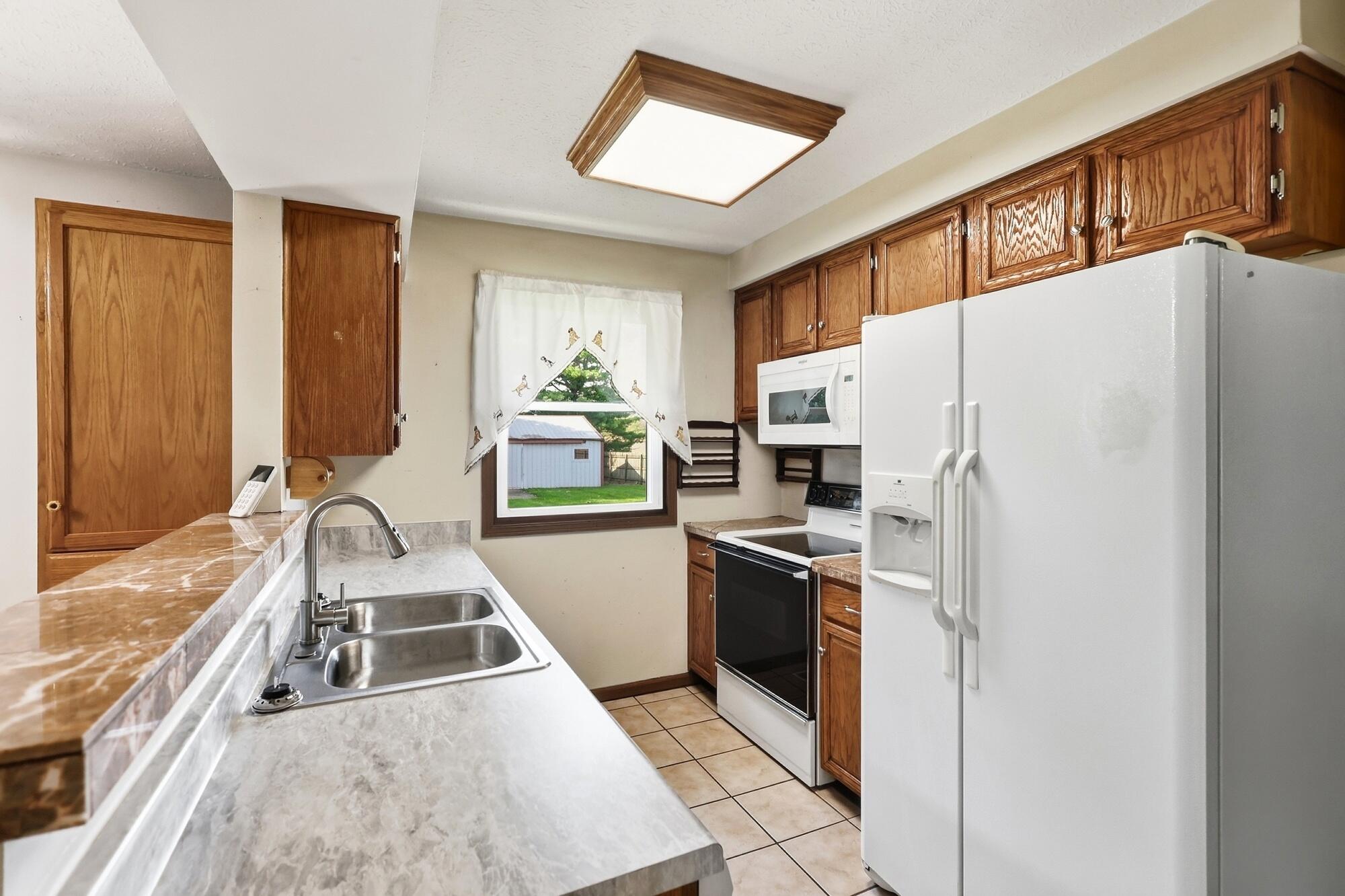 247 West Drive Property Photo 13