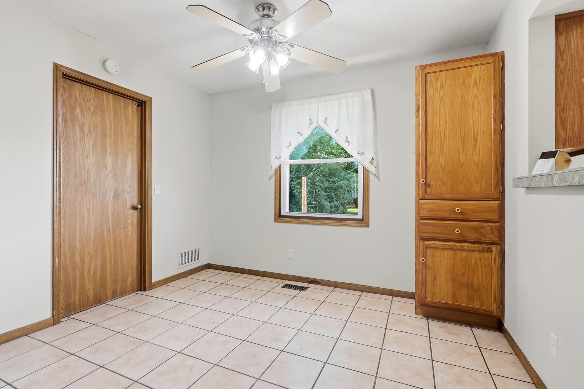 247 West Drive Property Photo 17