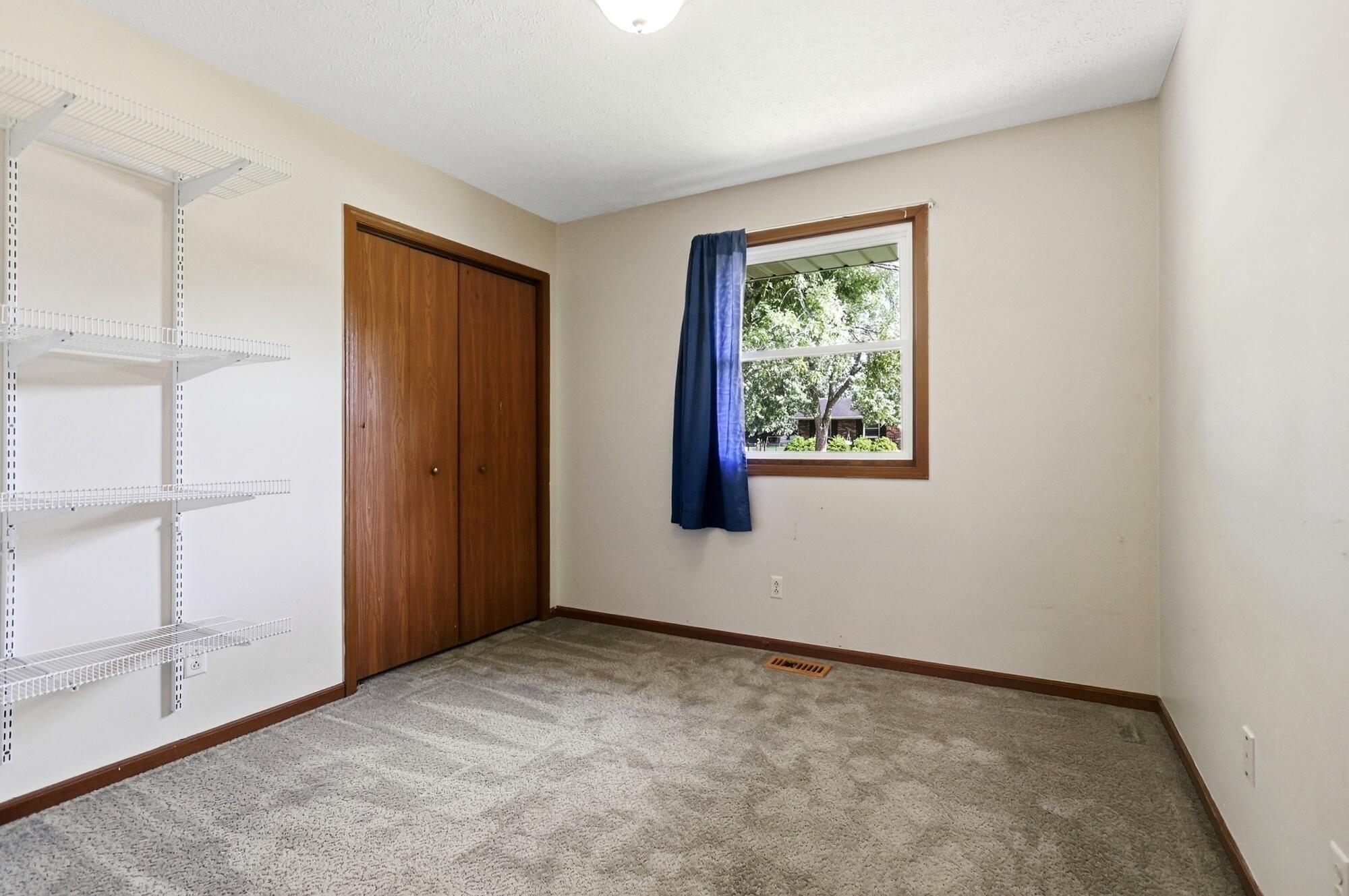247 West Drive Property Photo 27