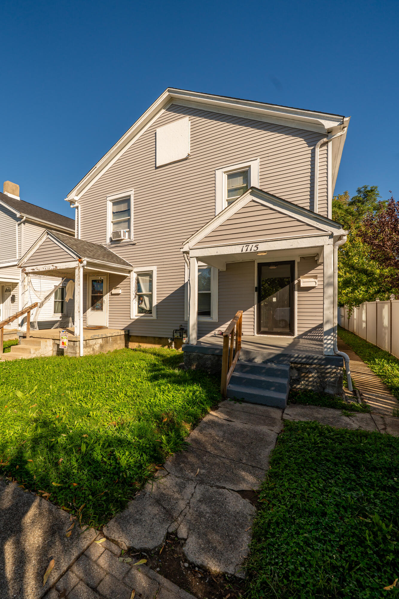 1713-1715 Mack Avenue Property Photo 3