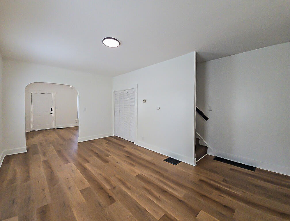 1713-1715 Mack Avenue Property Photo 5