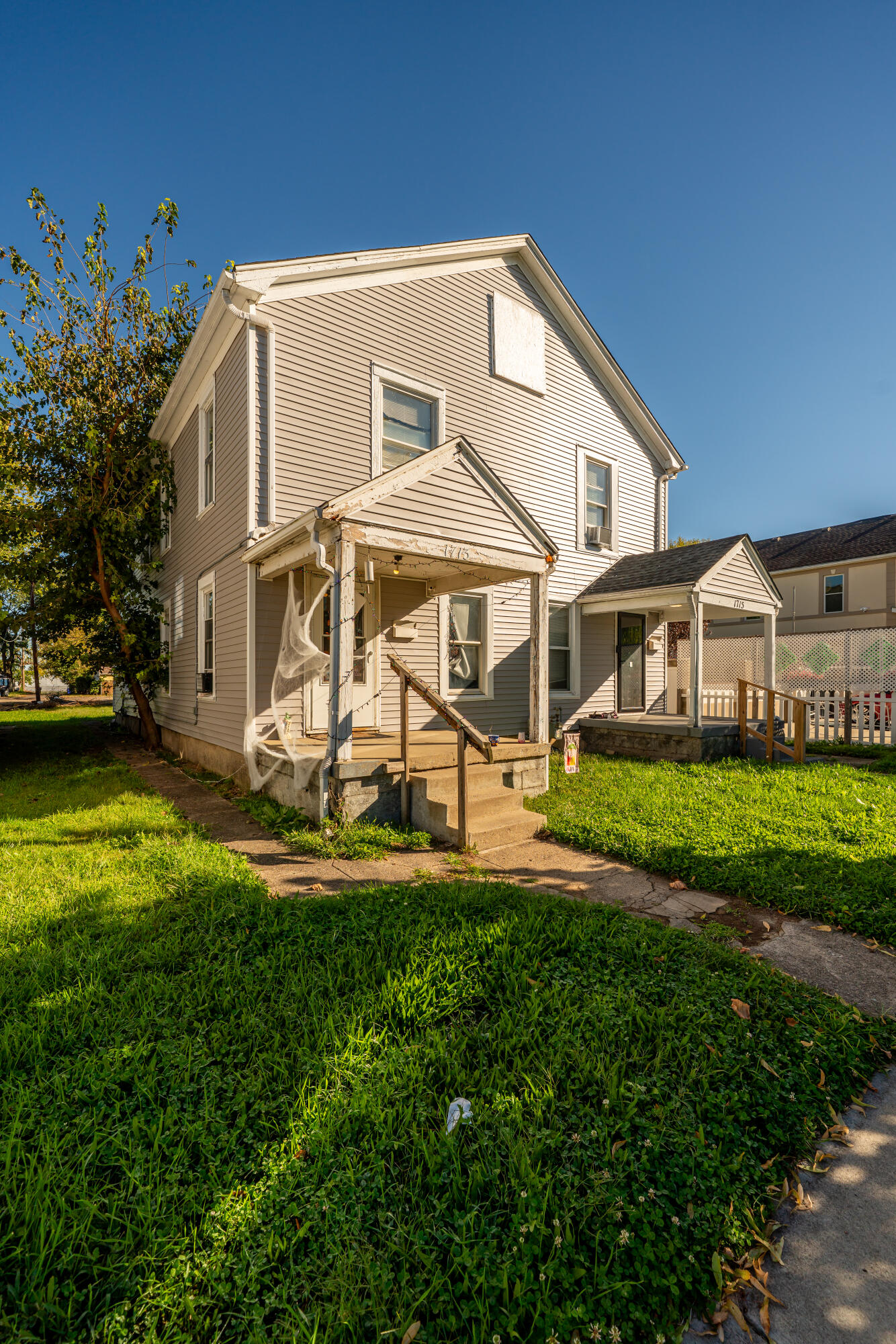 1713-1715 Mack Avenue Property Photo 12