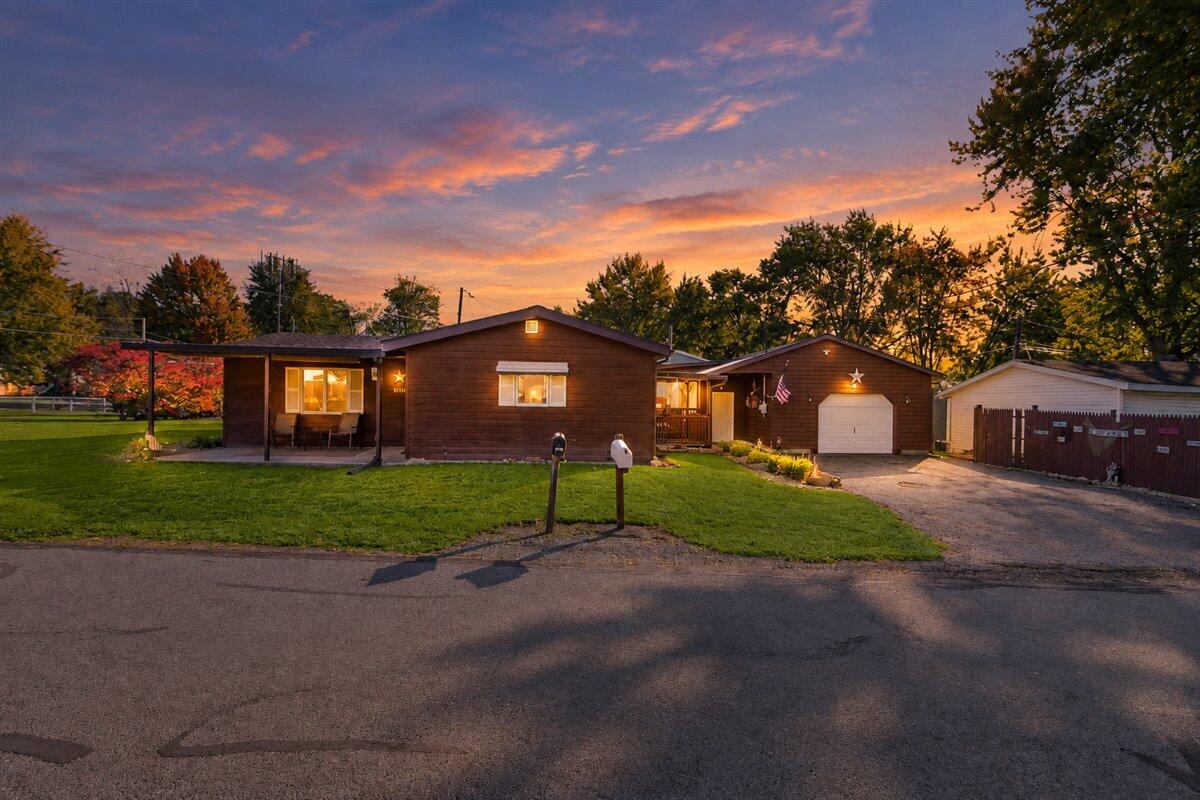 11406 Kickapoo Path Property Photo 2