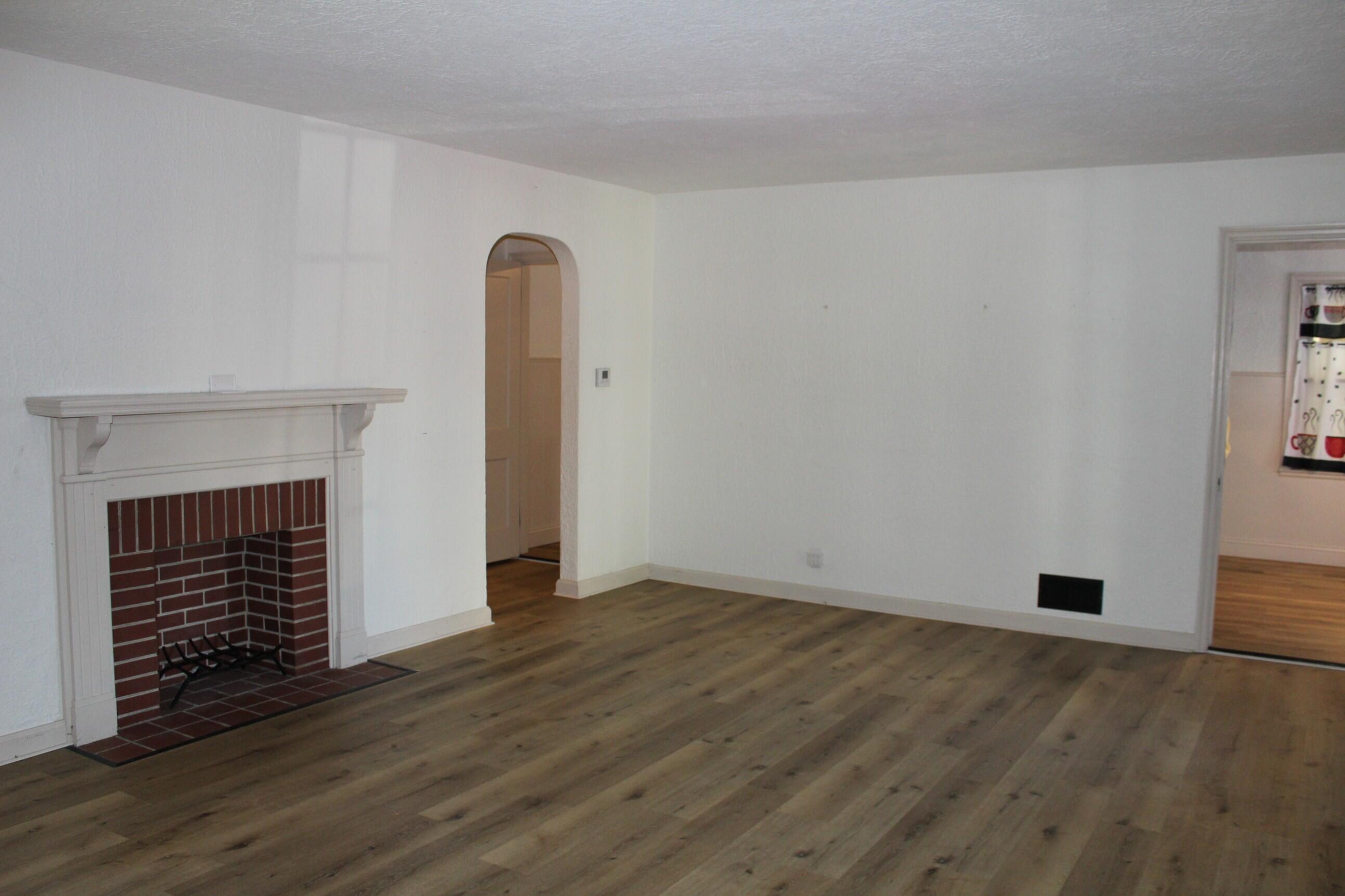47 N Wright Avenue Property Photo 5