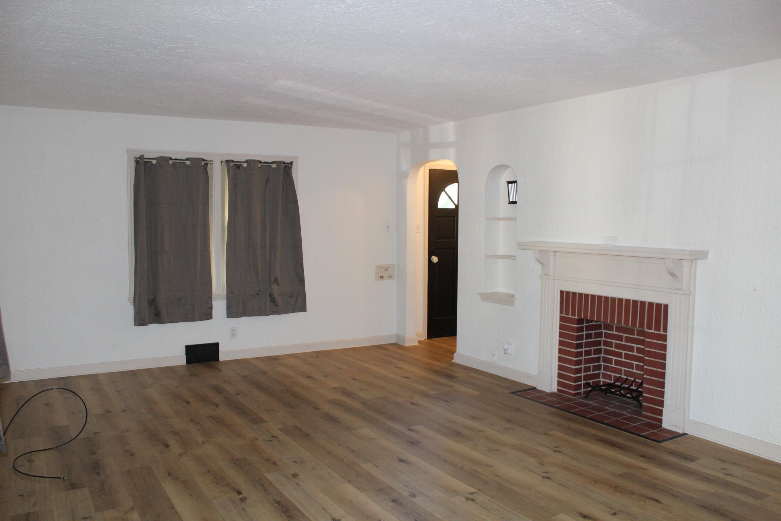 47 N Wright Avenue Property Photo 6