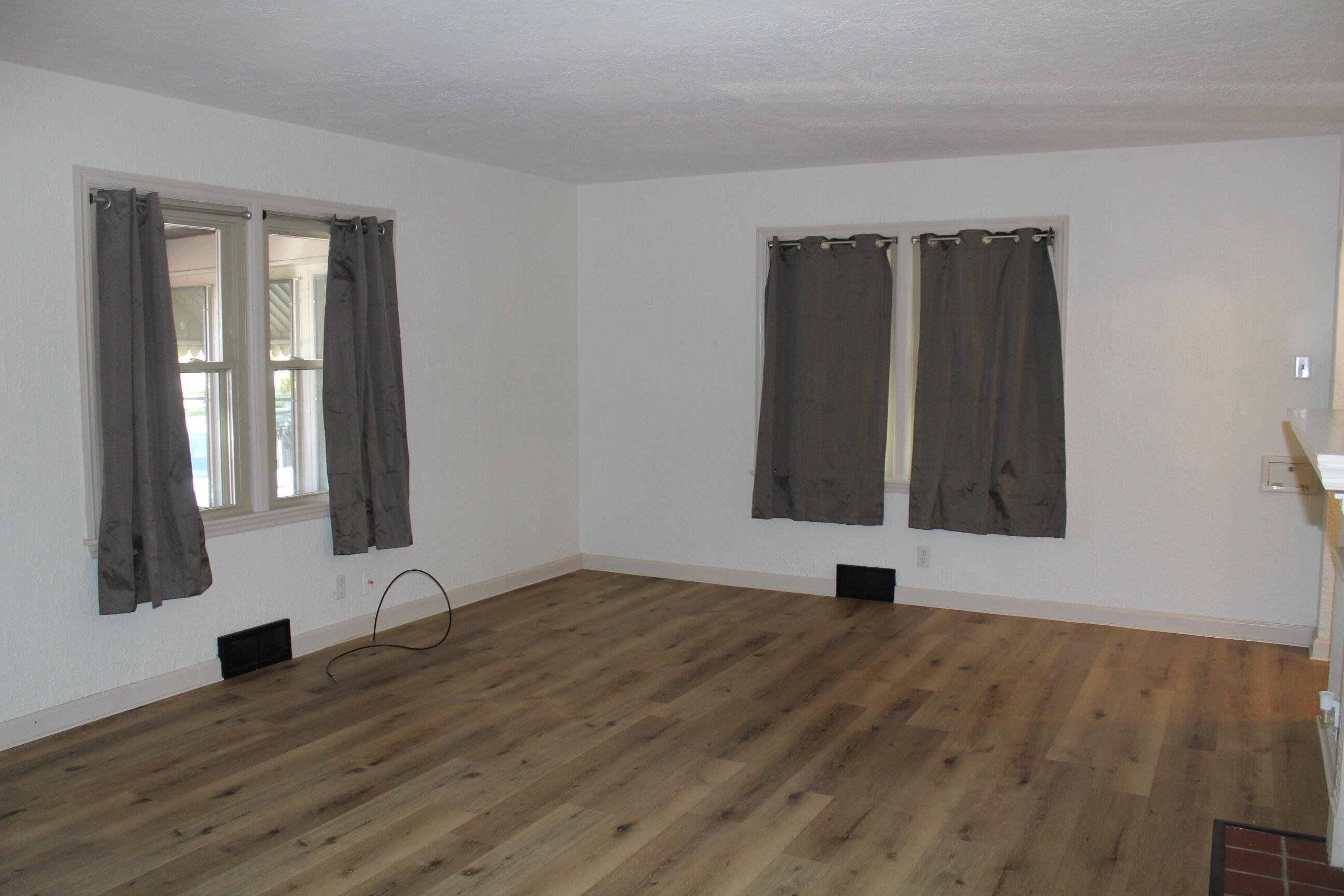 47 N Wright Avenue Property Photo 7