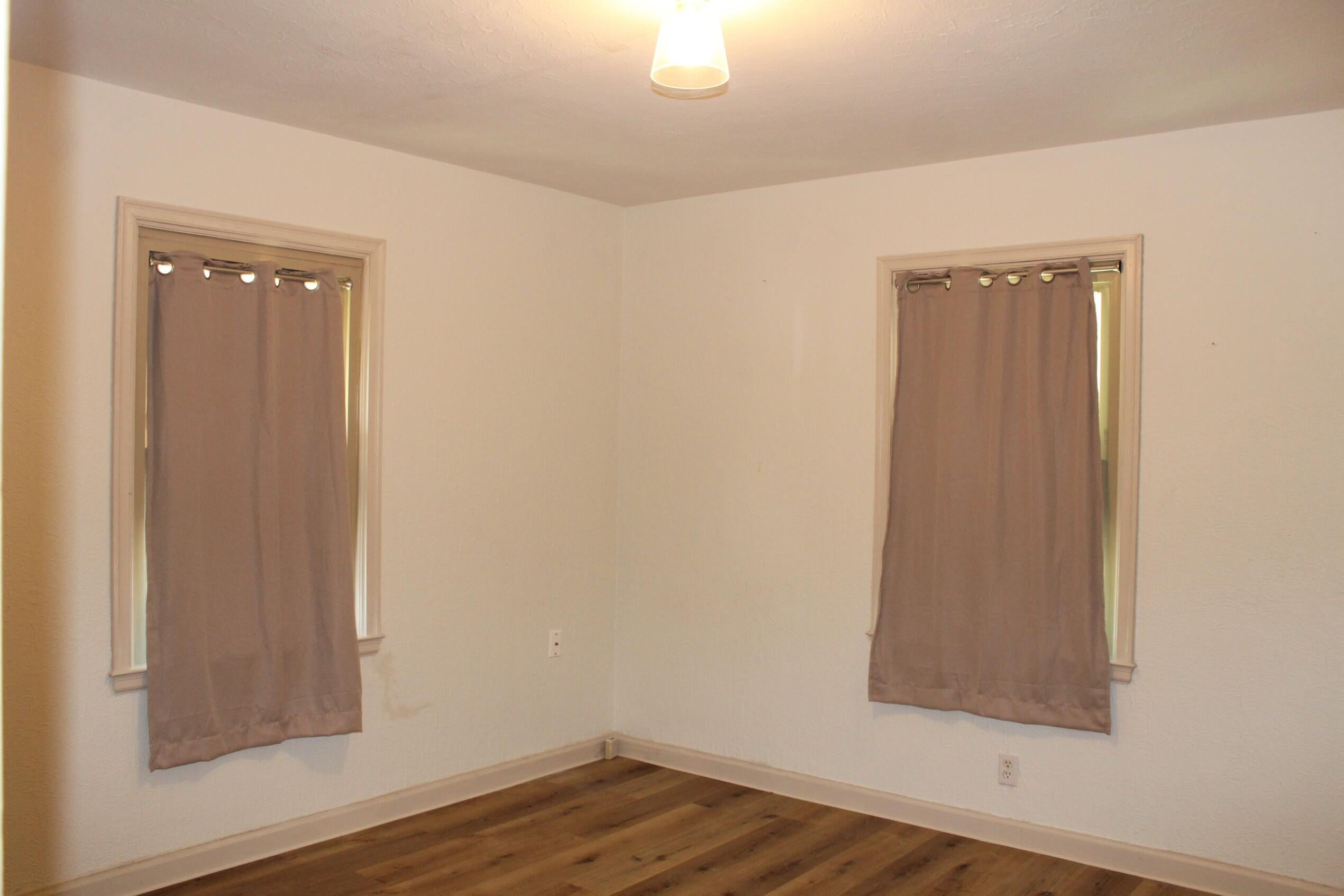 47 N Wright Avenue Property Photo 14