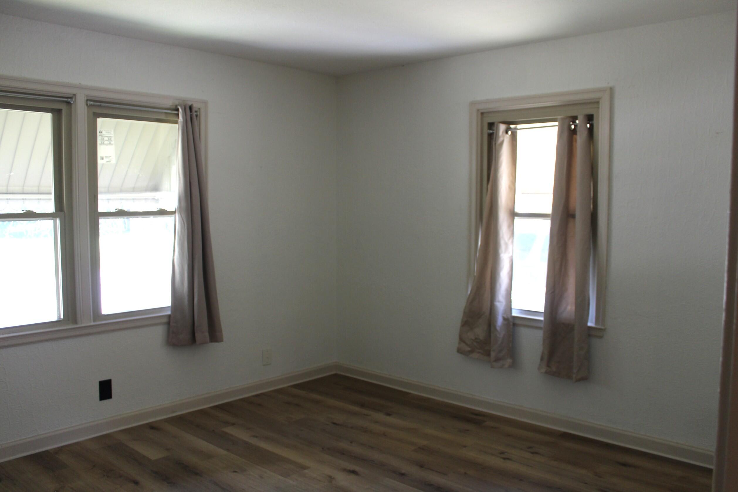 47 N Wright Avenue Property Photo 19