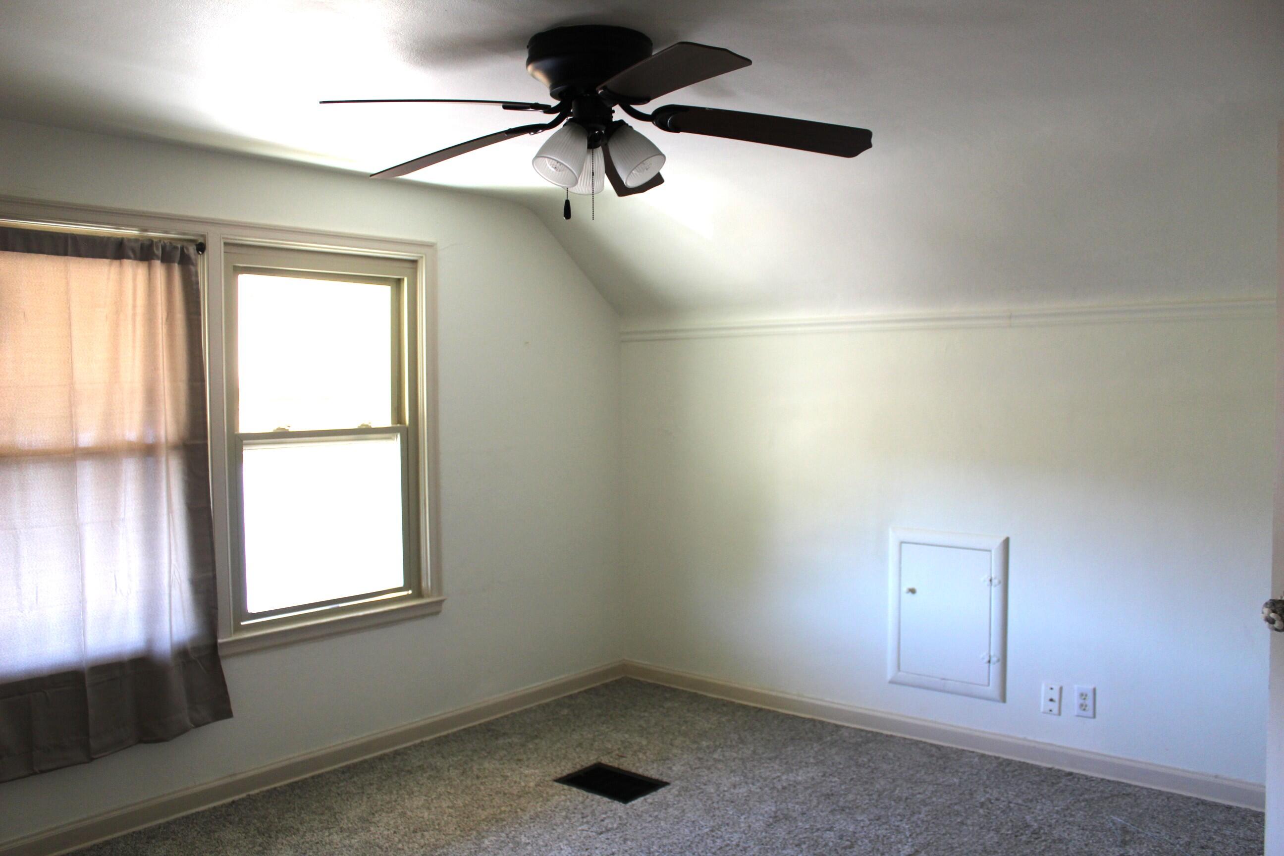 47 N Wright Avenue Property Photo 27