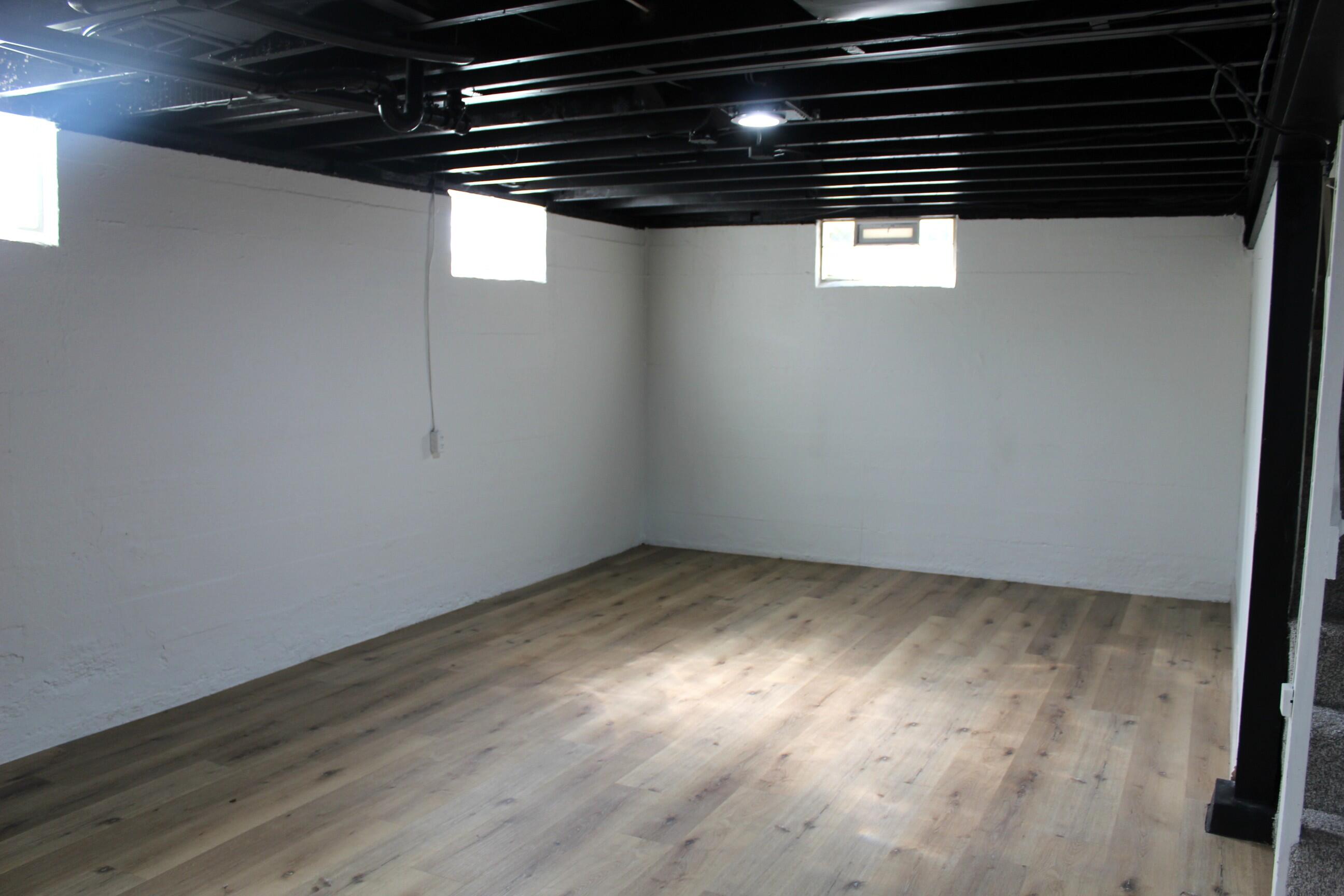 47 N Wright Avenue Property Photo 31