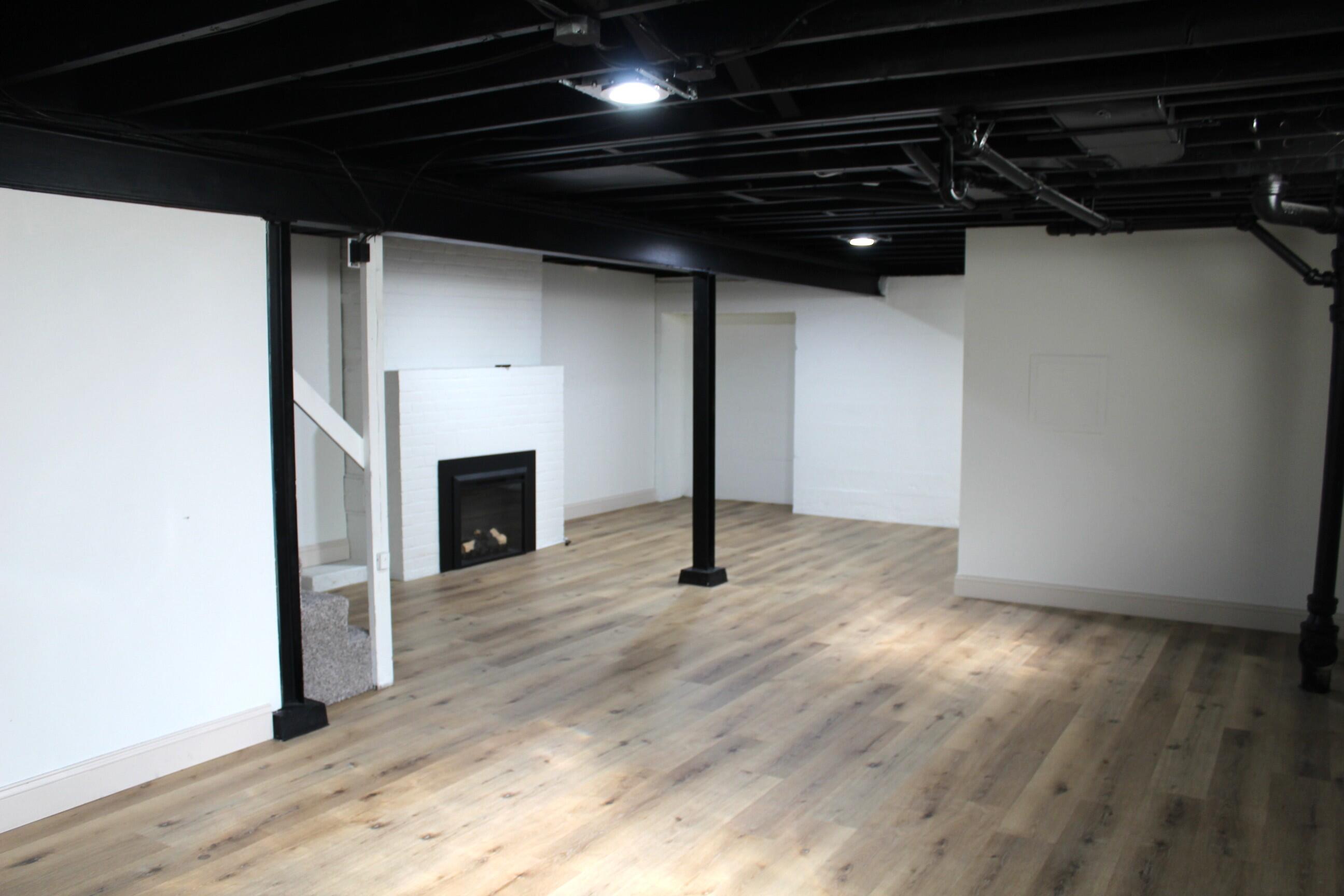47 N Wright Avenue Property Photo 33