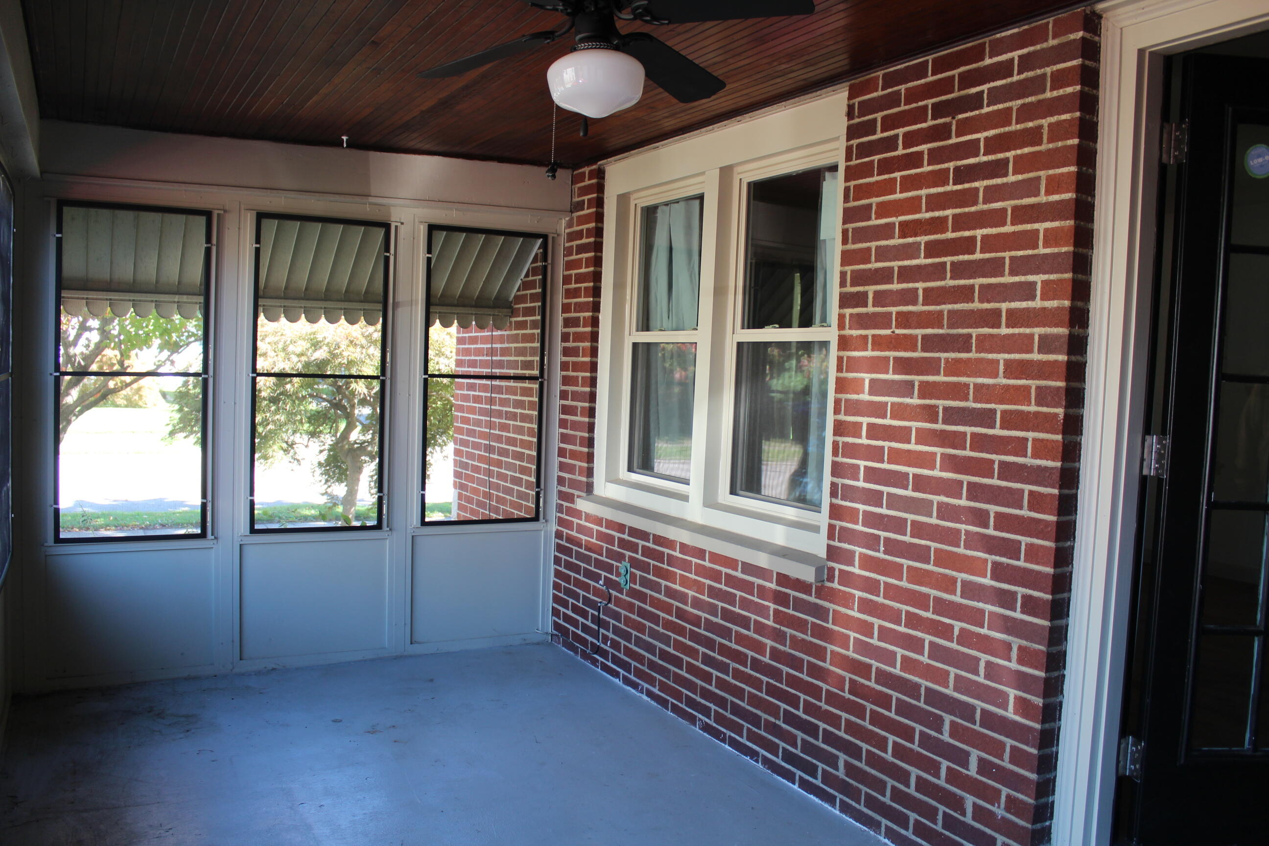 47 N Wright Avenue Property Photo 37