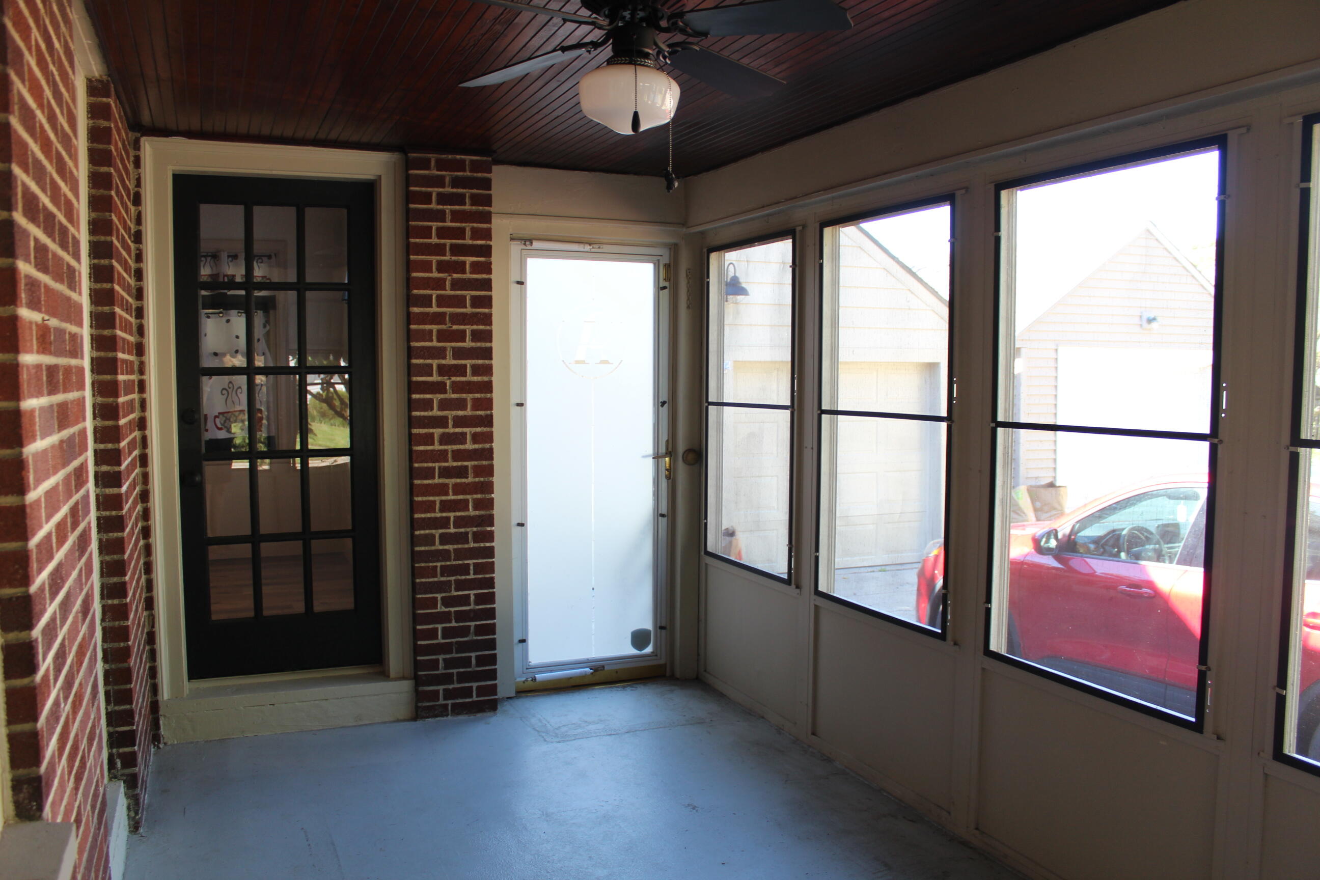 47 N Wright Avenue Property Photo 38