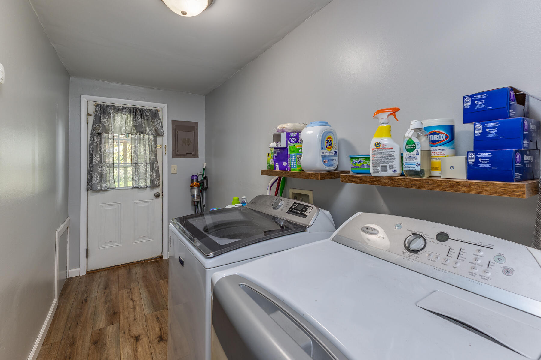 413 Windsor Avenue Property Photo 21