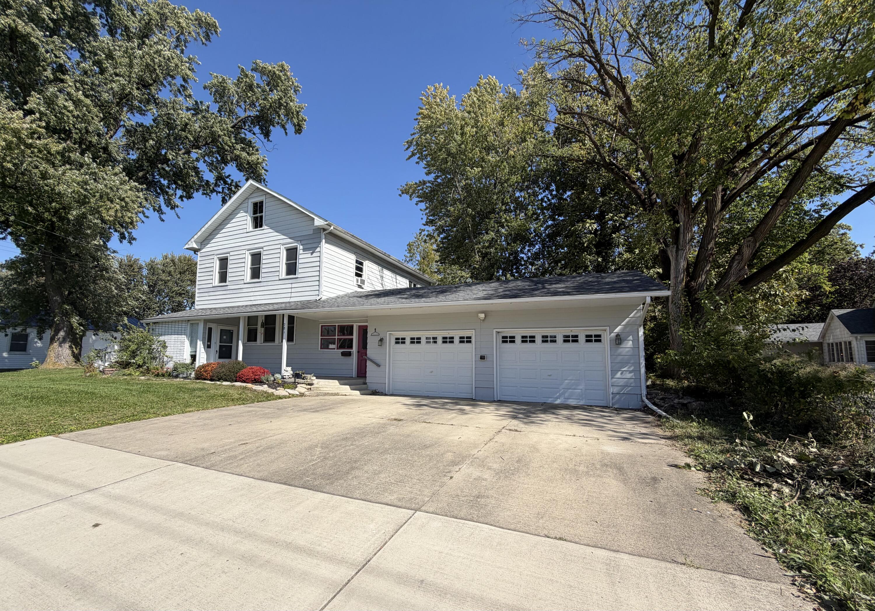 281 S Franklin Street Property Photo 1