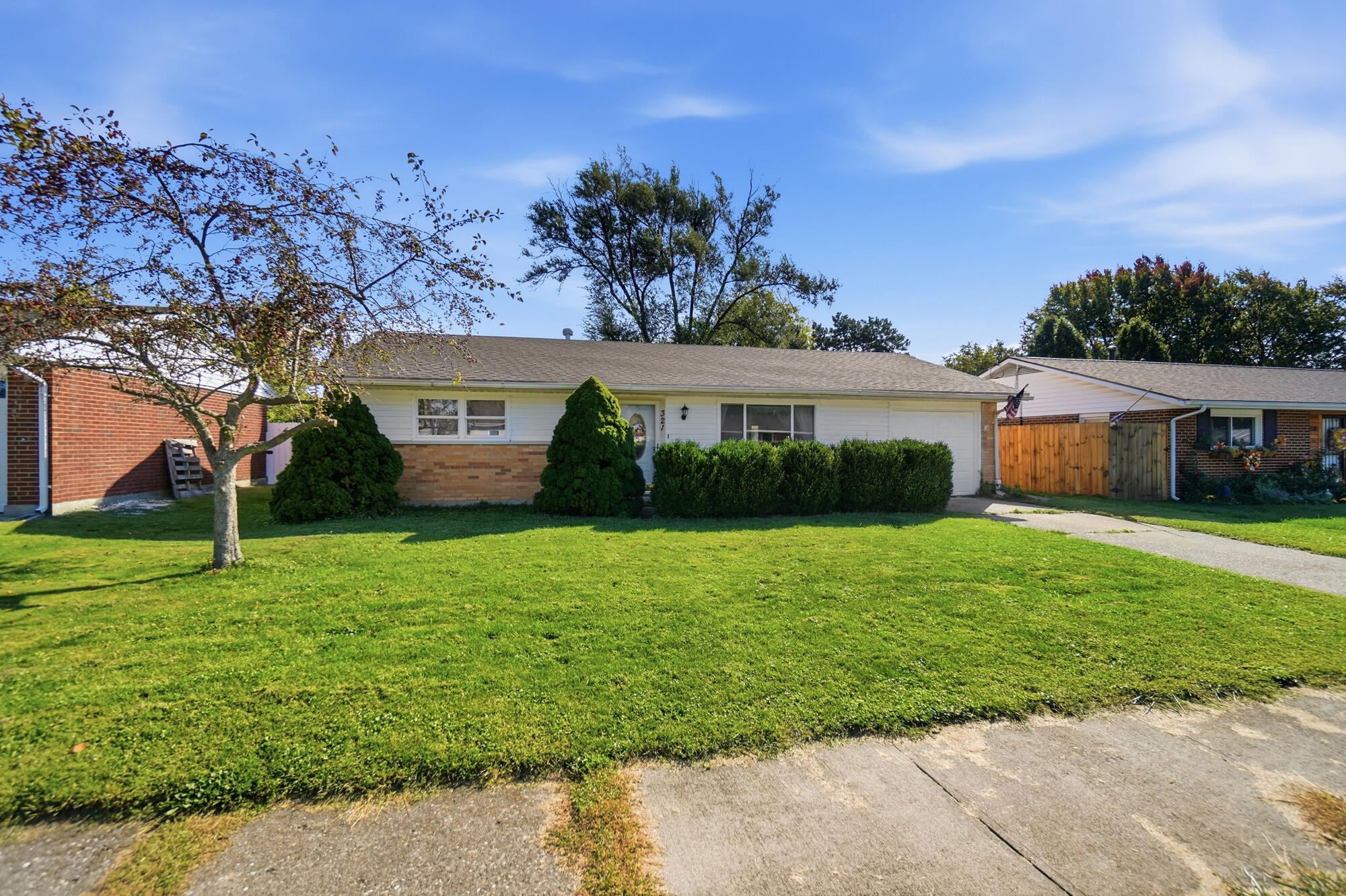 321 Mumford Drive Property Photo 1