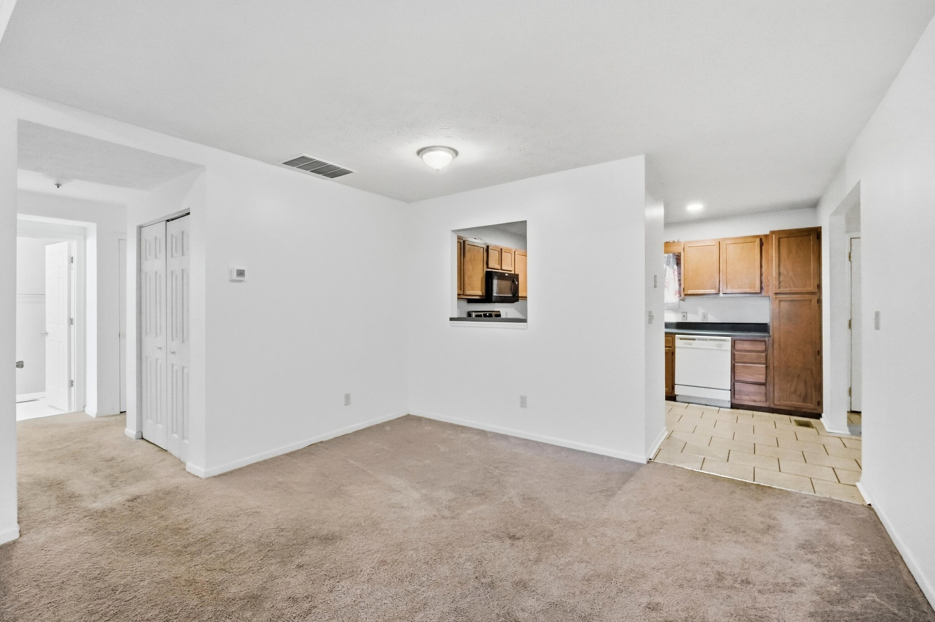 1514 E Ridgeview Circle Property Photo 13