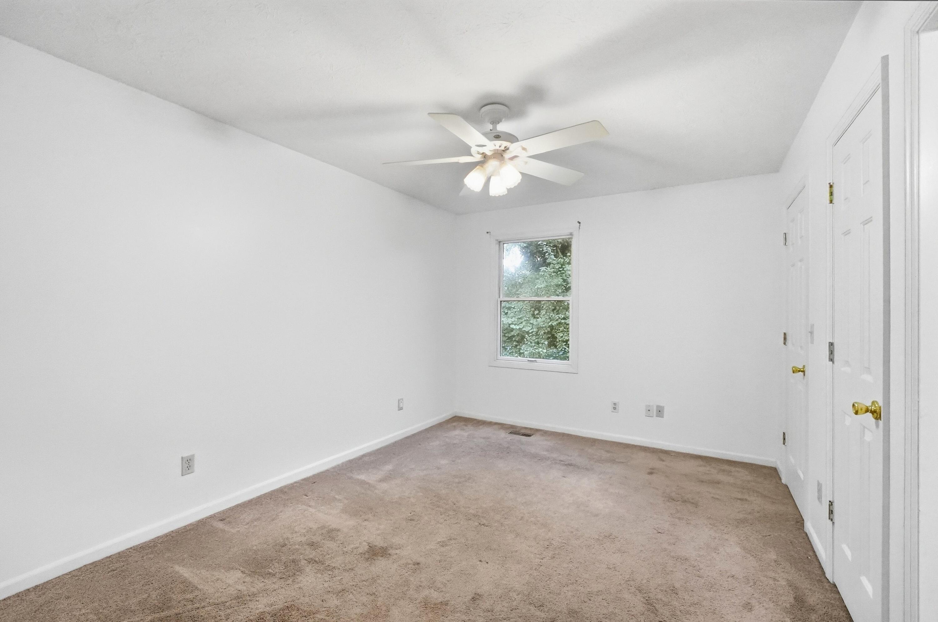1514 E Ridgeview Circle Property Photo 21