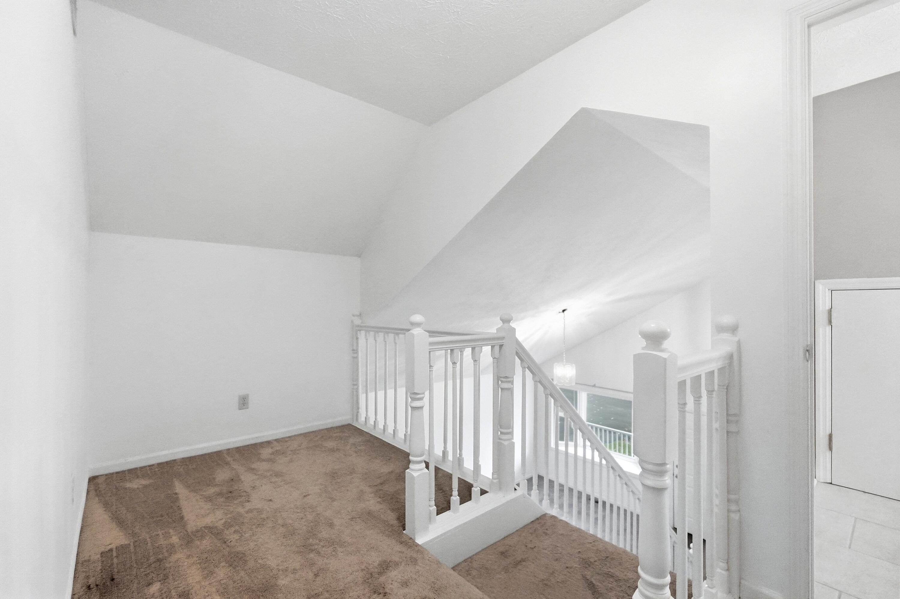 1514 E Ridgeview Circle Property Photo 36