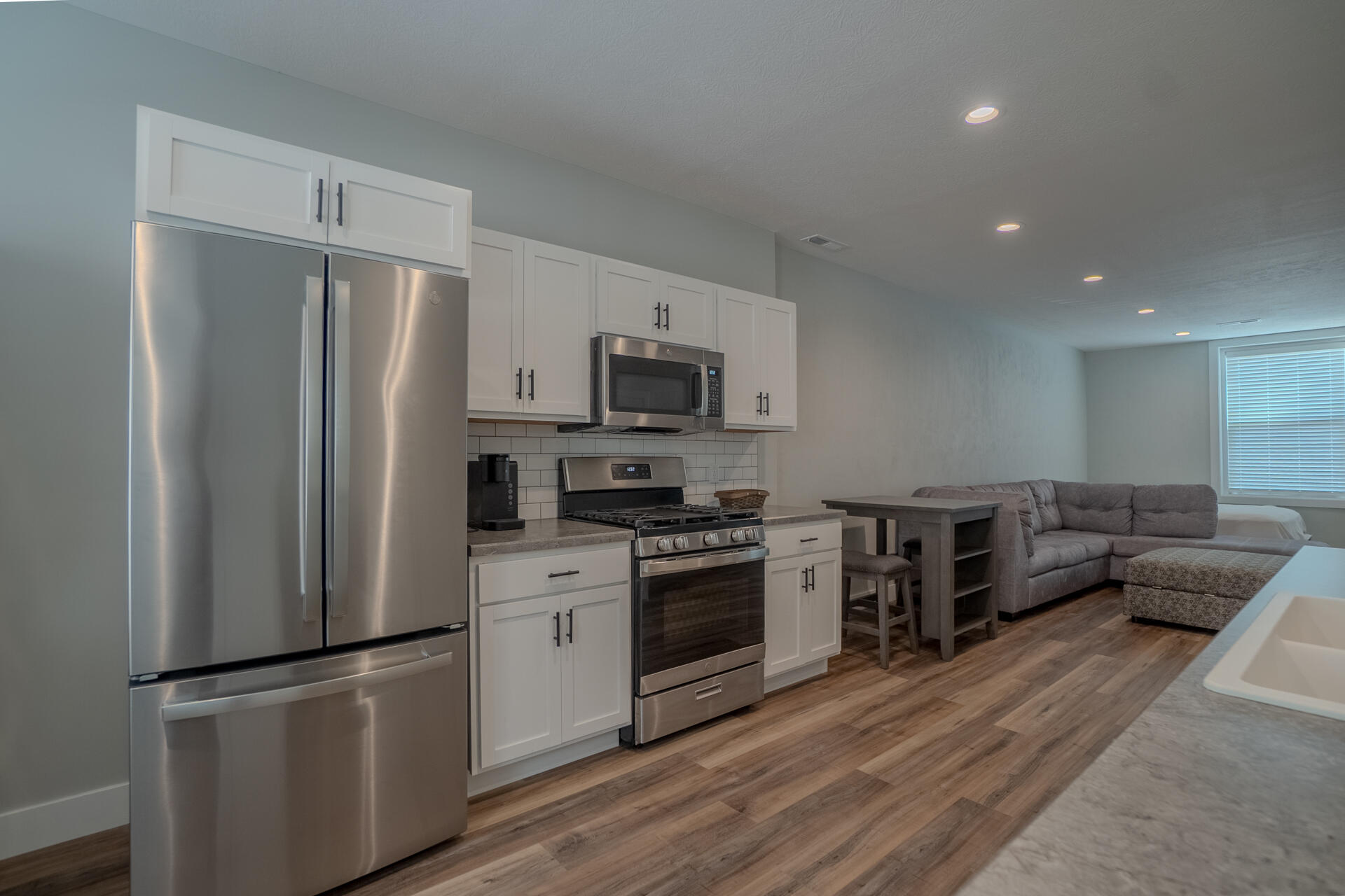 107 N Ohio Avenue B Property Photo 1