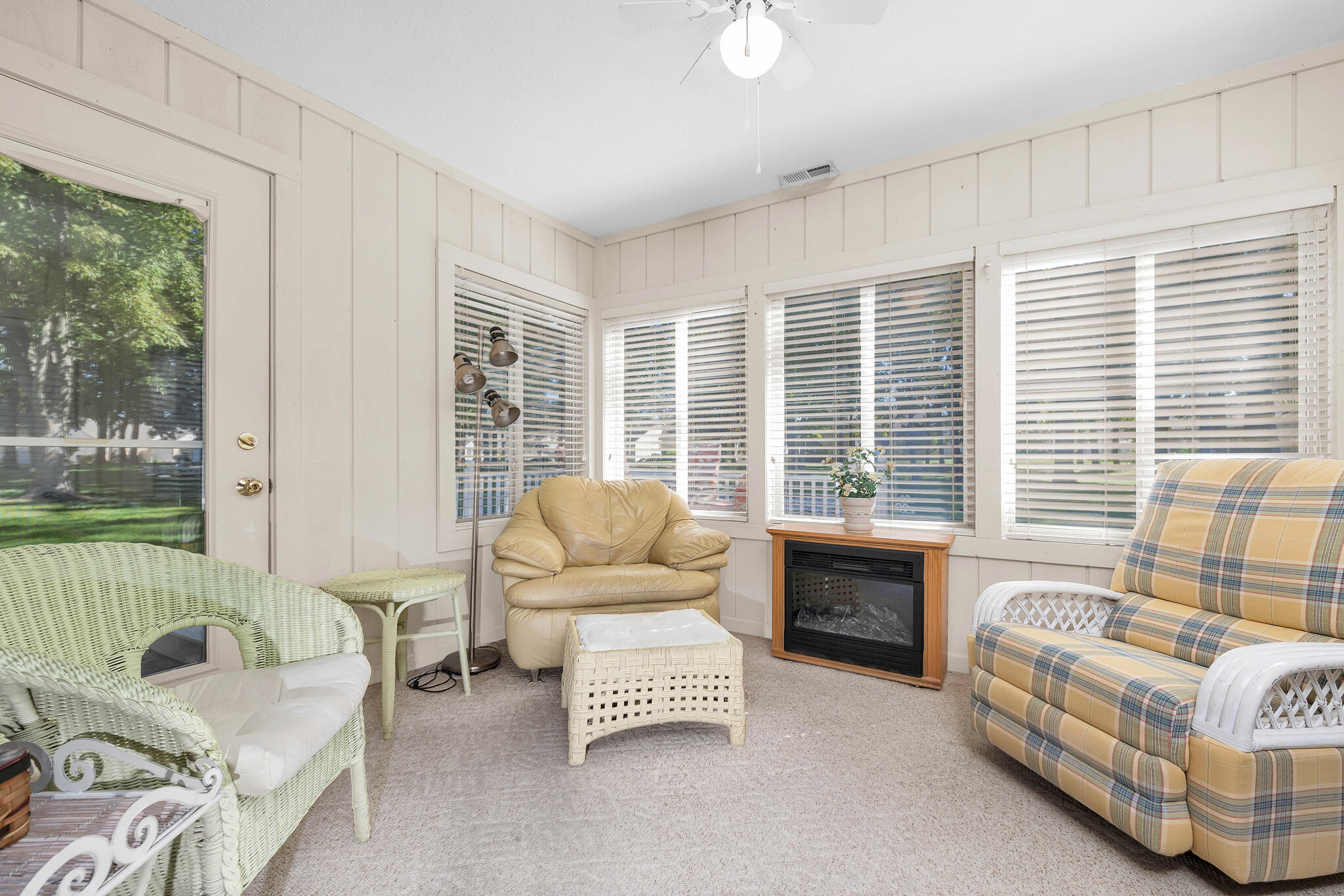 416 Woodside Place Property Photo 8