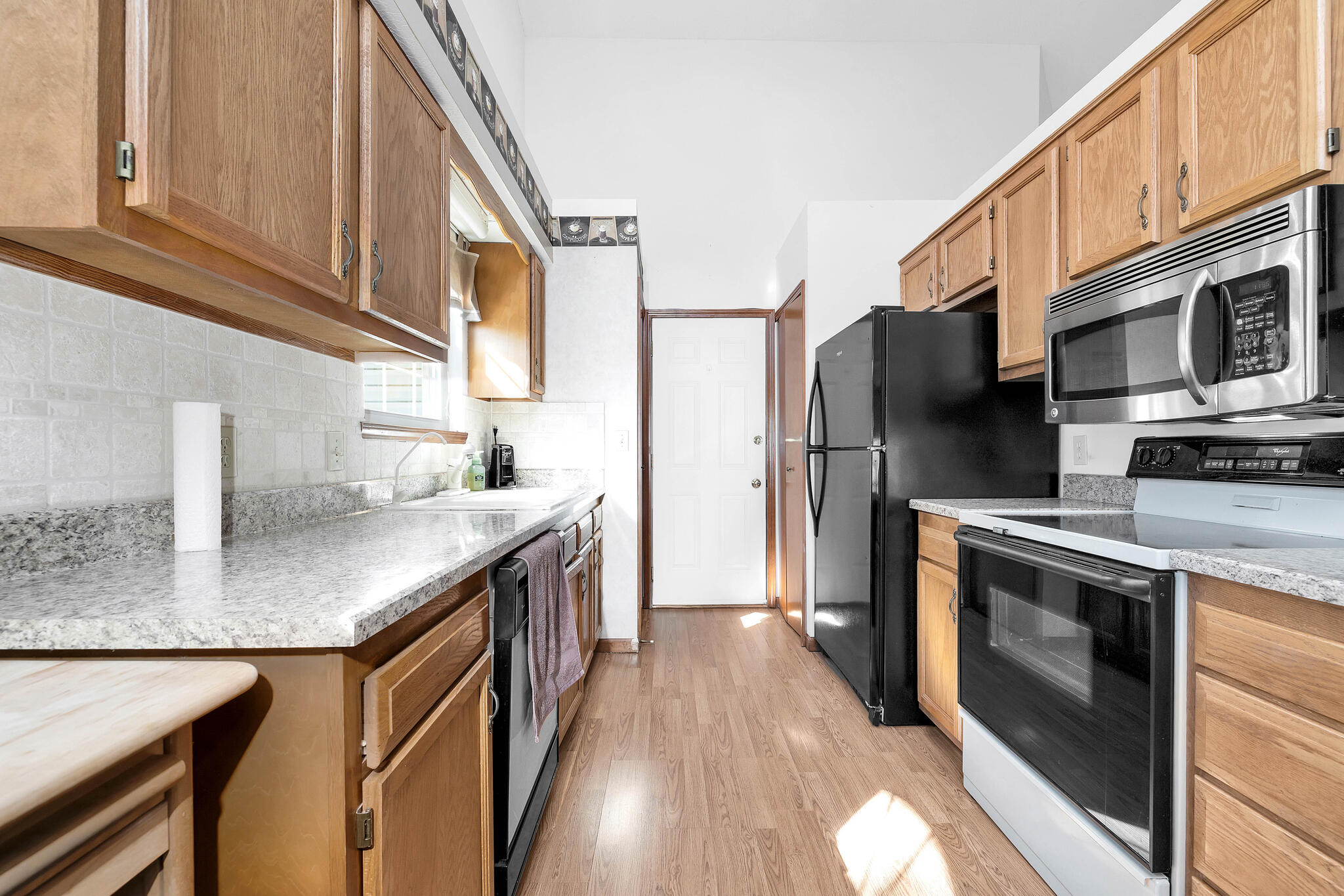 416 Woodside Place Property Photo 12