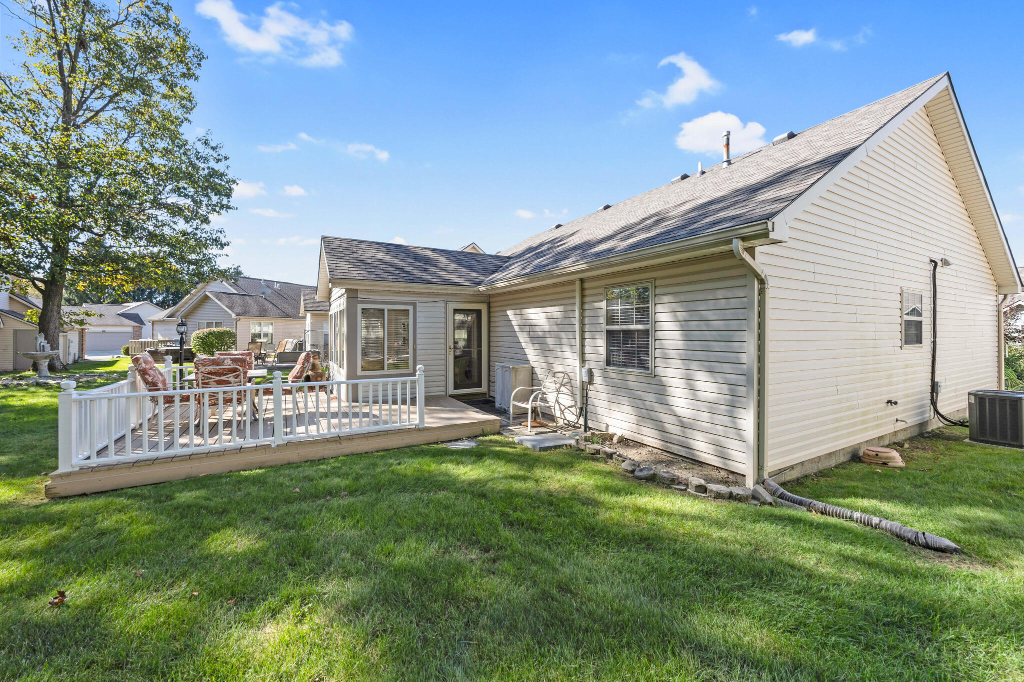 416 Woodside Place Property Photo 30