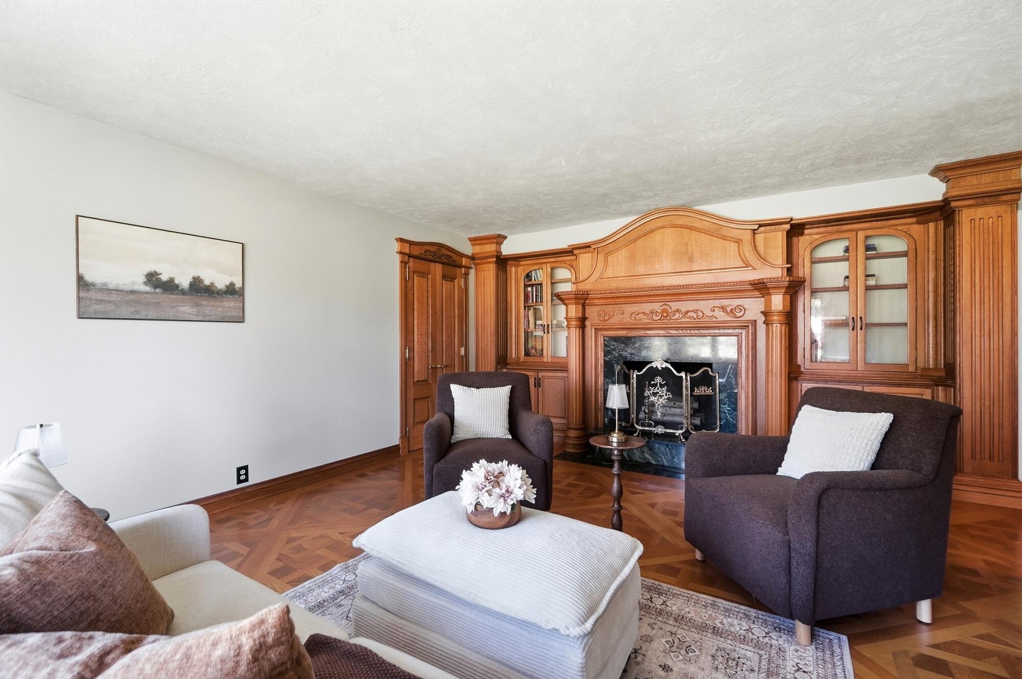 609 Aberfelda Drive Property Photo 15