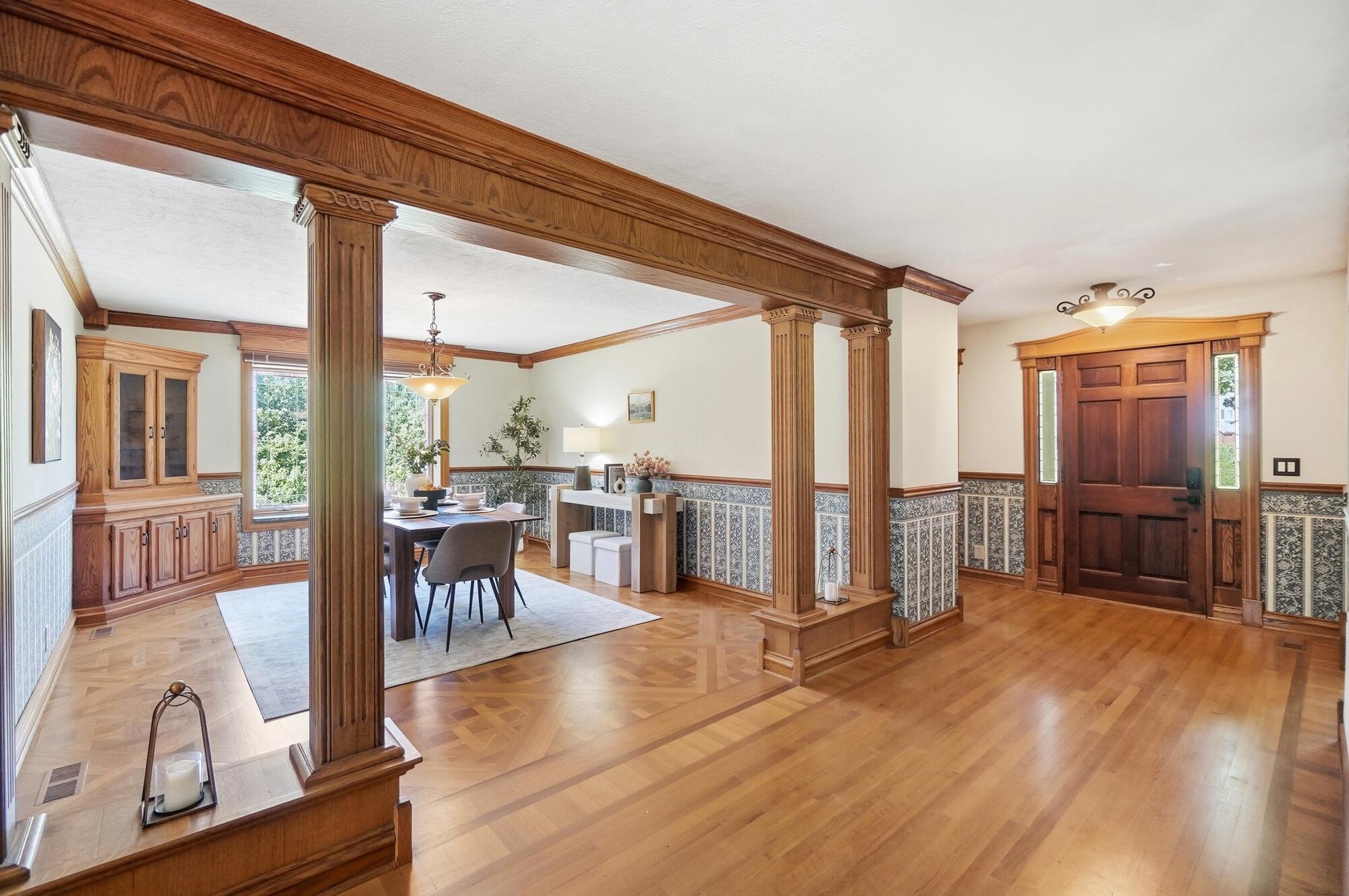 609 Aberfelda Drive Property Photo 16