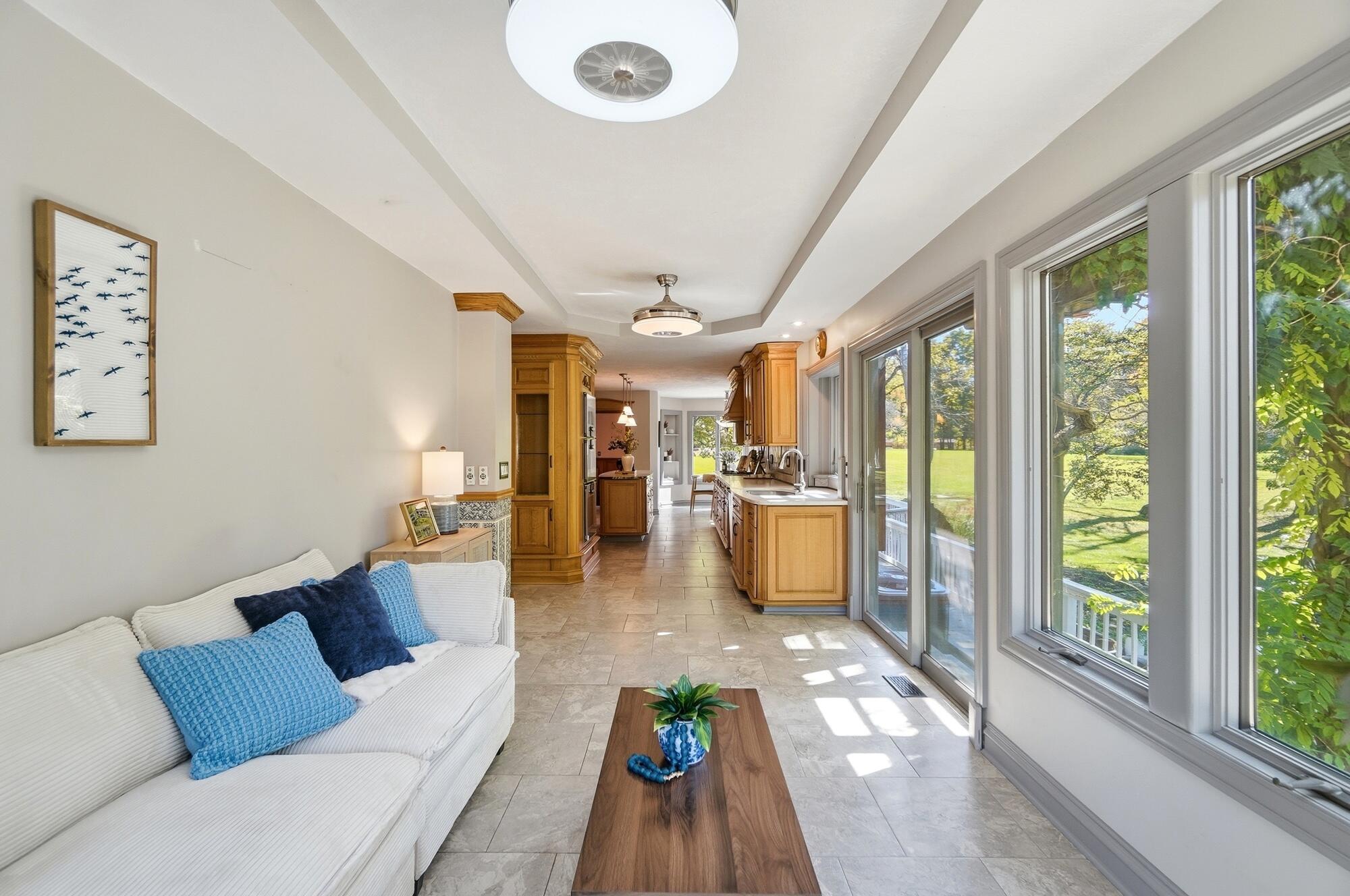 609 Aberfelda Drive Property Photo 32