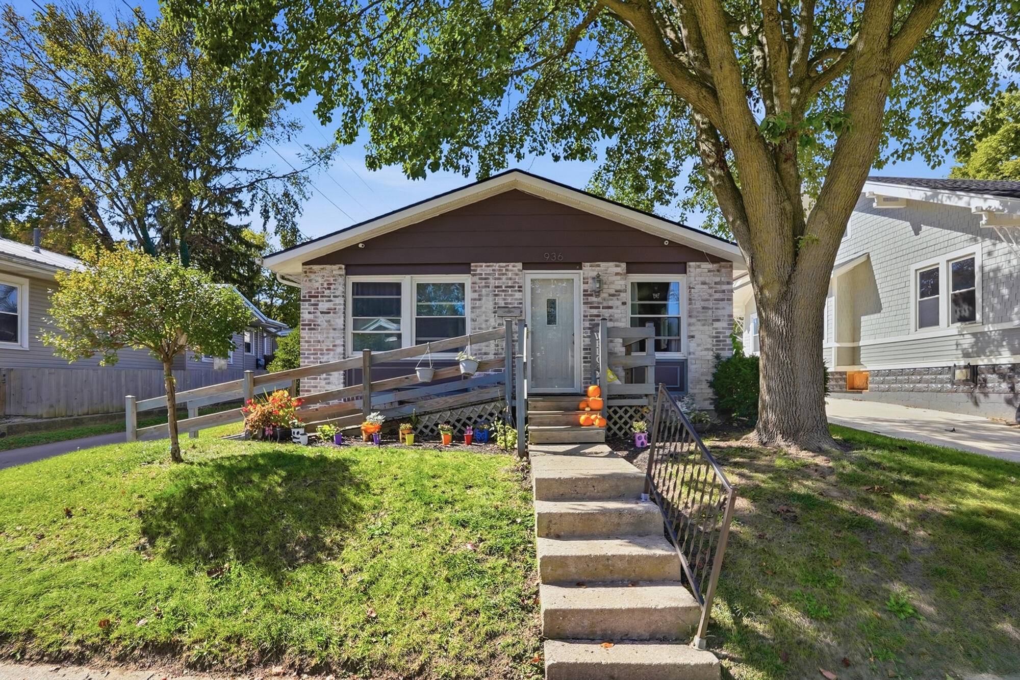 936 Caldwell Street Property Photo 1