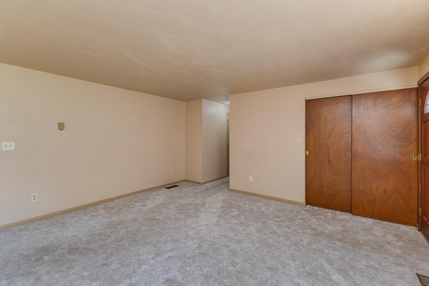 15 Windmere Drive Property Photo 17