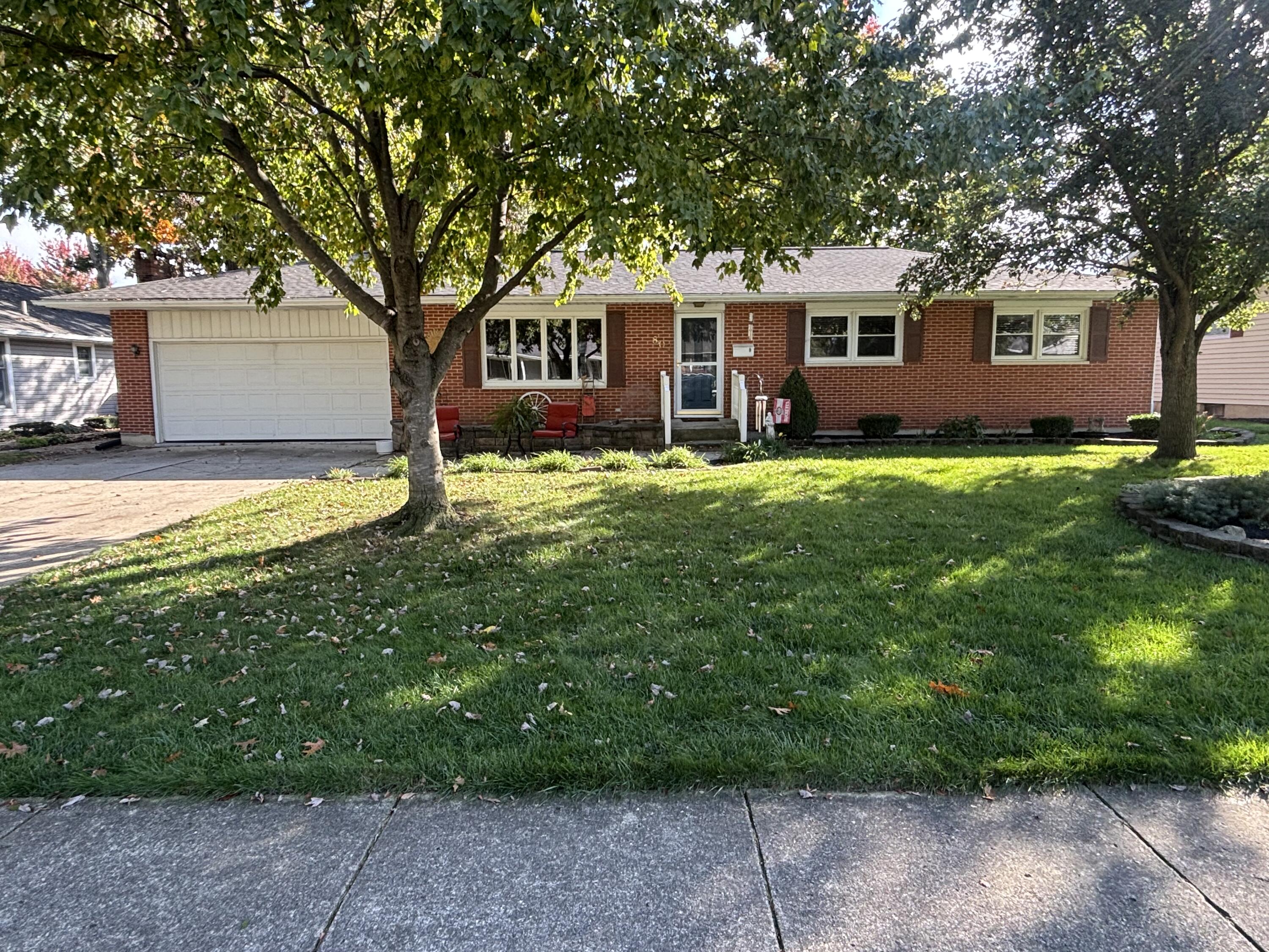 807 Sunset Drive Property Photo 1