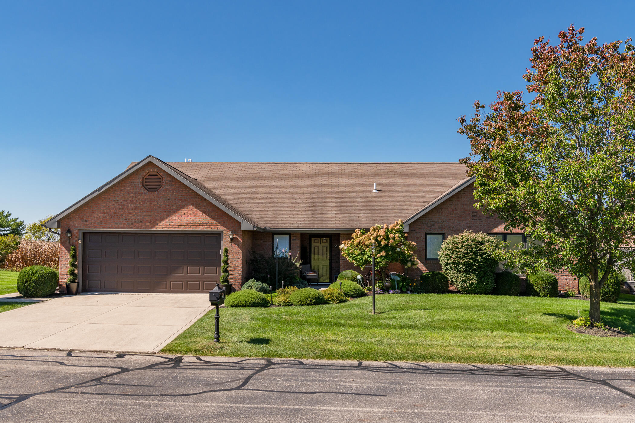24 Bon Air Bend Property Photo 1