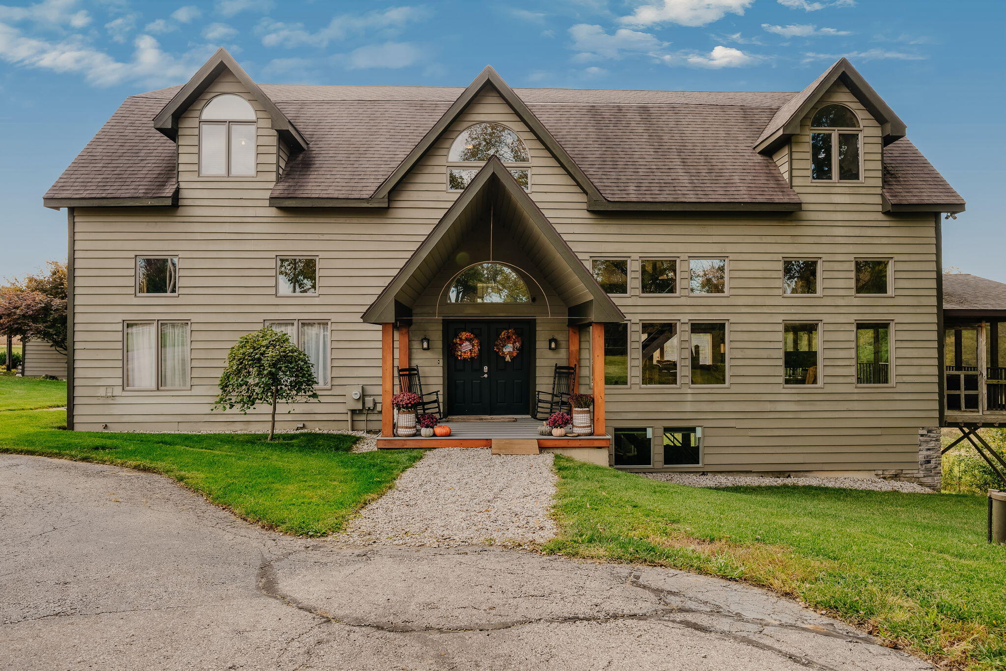 6350 Arcanum Bears Mill Road Property Photo 1