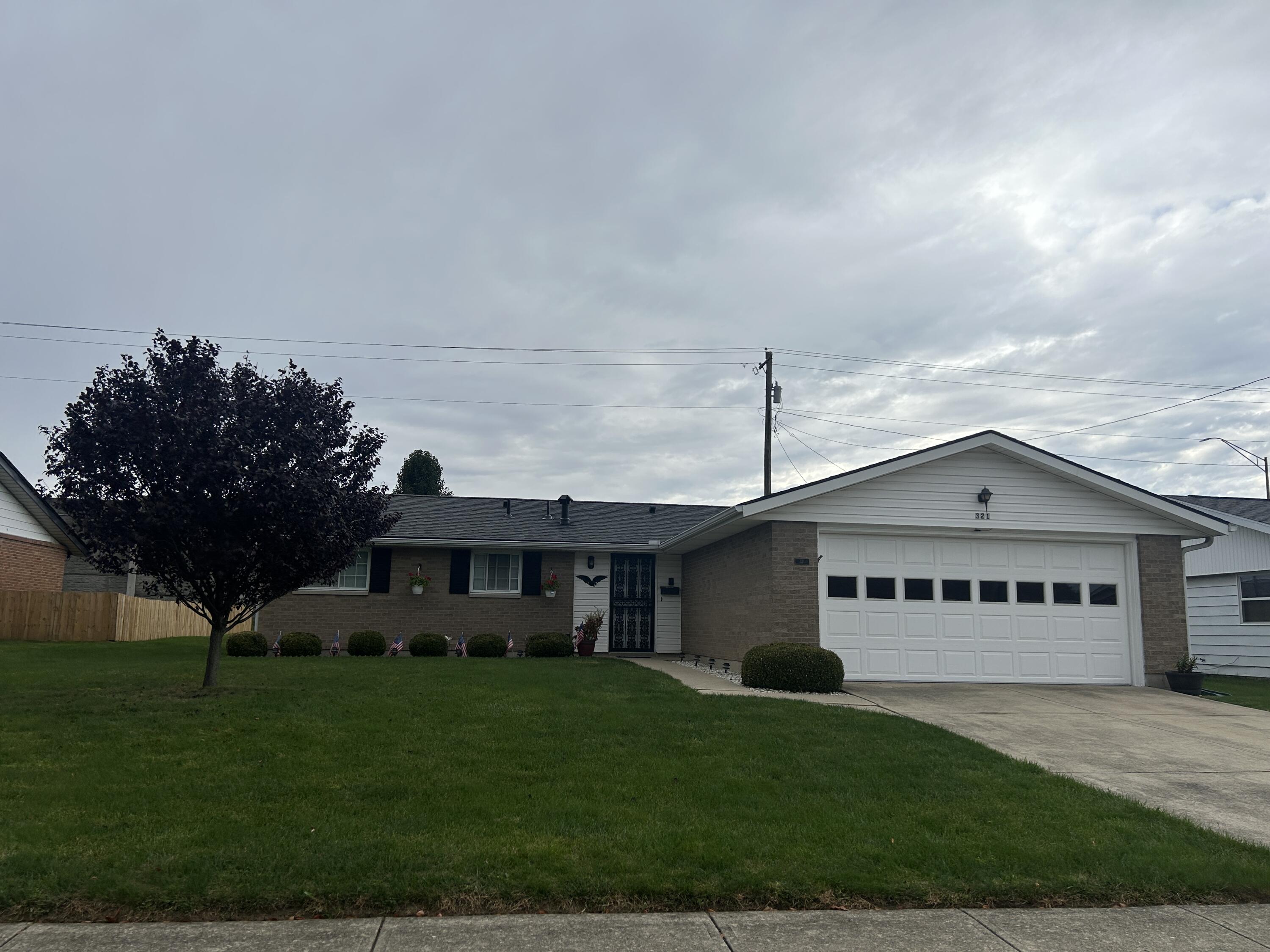 321 N Garber Drive Property Photo 1