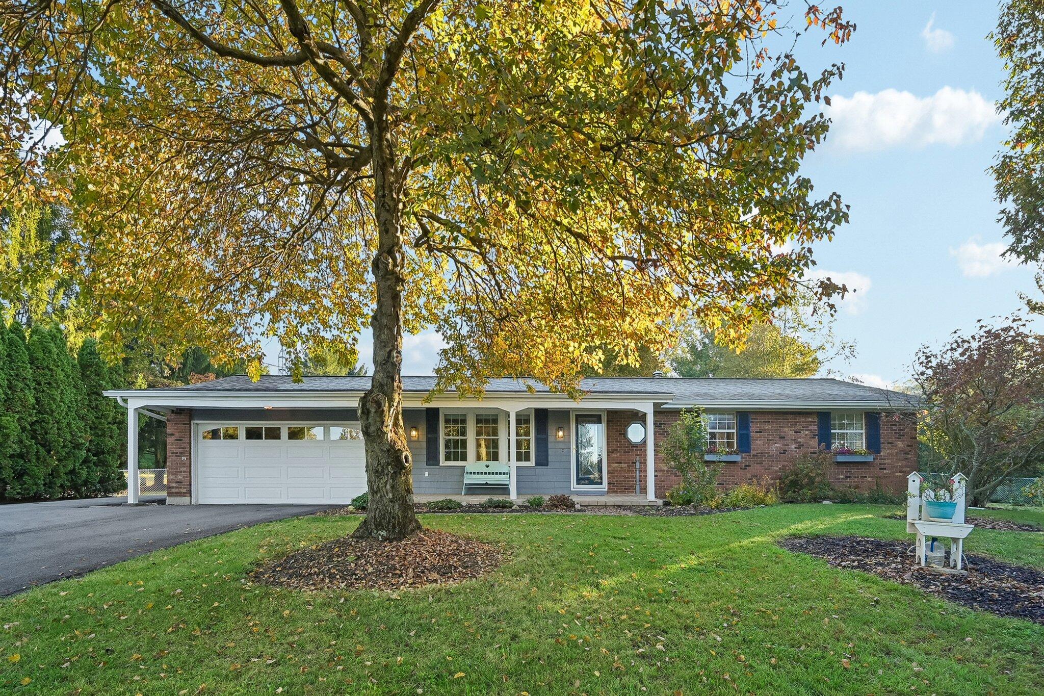 6686 Thackery Road Property Photo 1