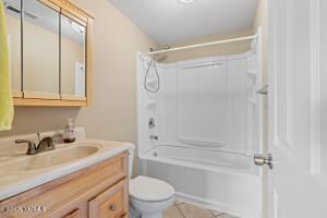 1113 69th Ave Property Photo 13