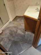 101 48th Ave Property Photo 17