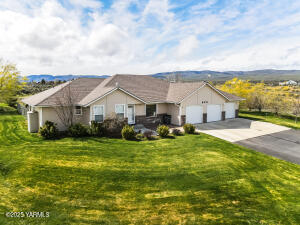 830 Songbird Way Property Photo