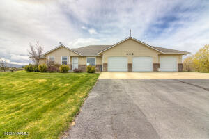 830 Songbird Way Property Photo 28