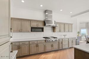7604 Graystone Ct Property Photo 13