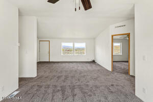1251 Shotgun Ln Property Photo 7