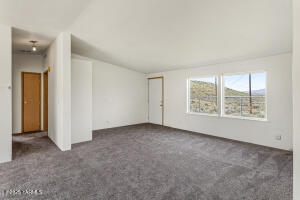 1251 Shotgun Ln Property Photo 8