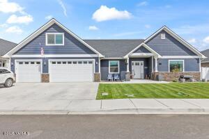 7303 Crestfields Rd Property Photo 1