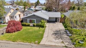 1203 11th Ave Property Photo 3