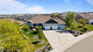 3825 Lincoln St Property Photo