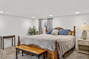 2071 Selah Loop Rd Property Photo 15